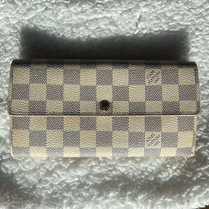 Louis Vuitton Cream and Gray Checkered Wallet